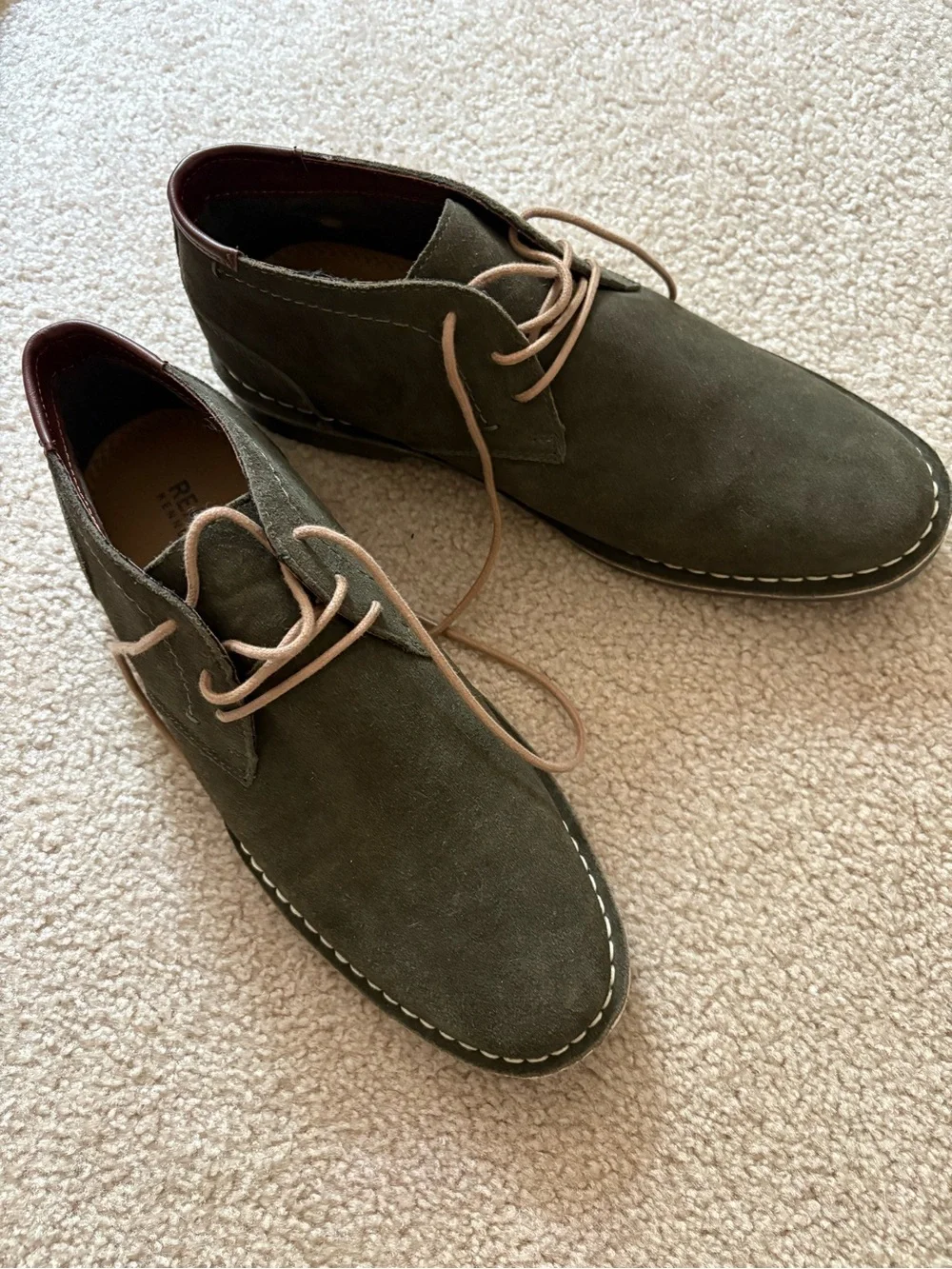Kenneth Cole Olive Suede Chukka Boots with Tan Laces